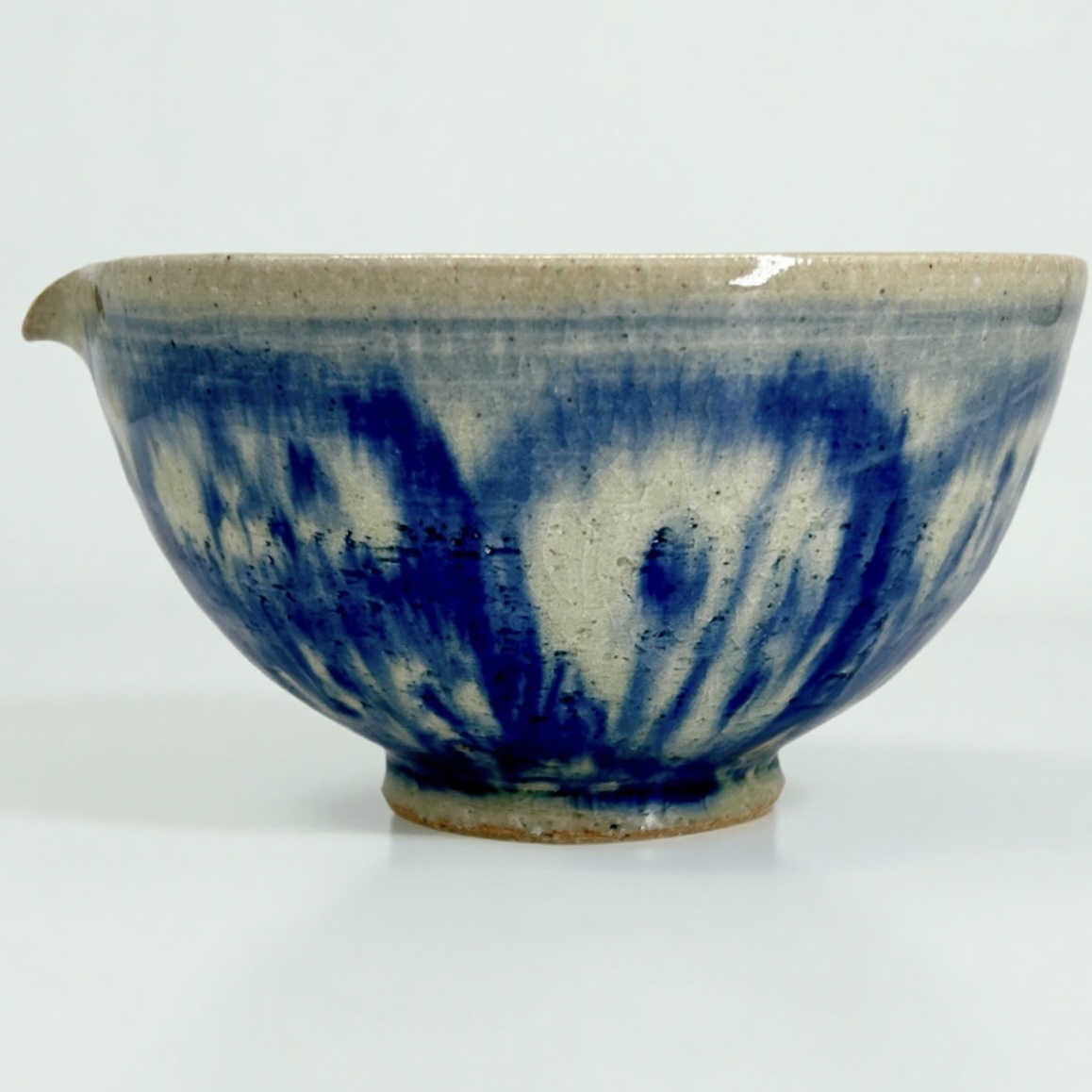 抹茶碗　染付丸紋片口茶碗　【日本製】【茶道具】【美濃焼】【可児一広】【tea bowl】 【chawan】